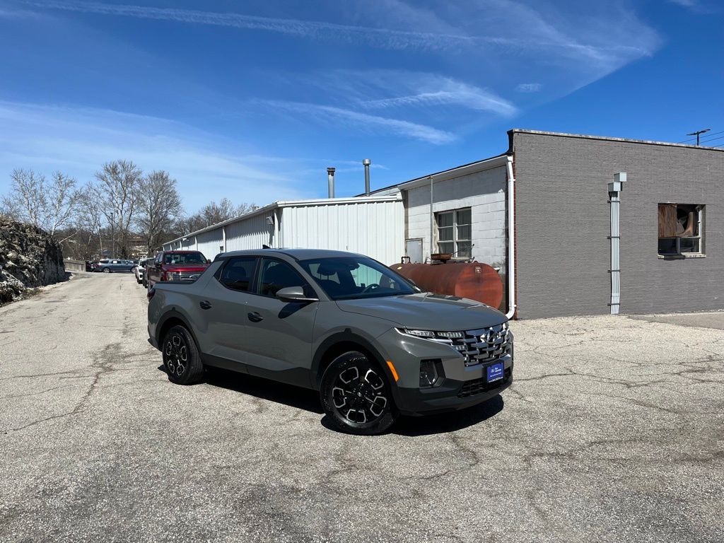 Hampton Gray 2024 Hyundai Santa Cruz SE Crew Cab AWD Pickup Truck All-Wheel Drive 8-Speed Automatic