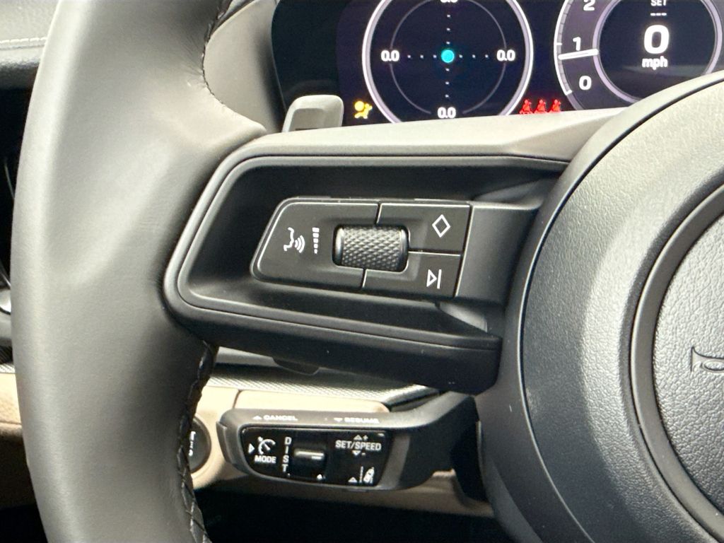 Thumbnail: 2026 Porsche Panamera - 14