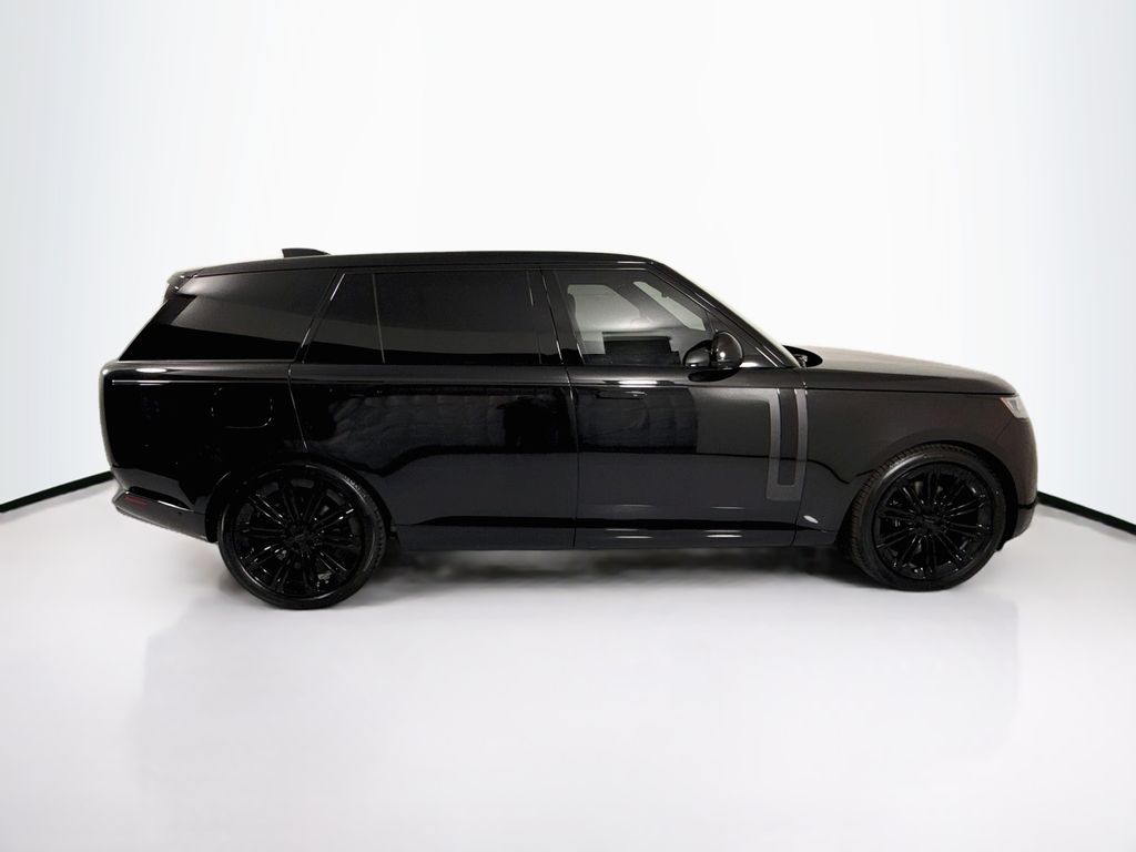 Thumbnail: 2026 Land Rover Range Rover - 4