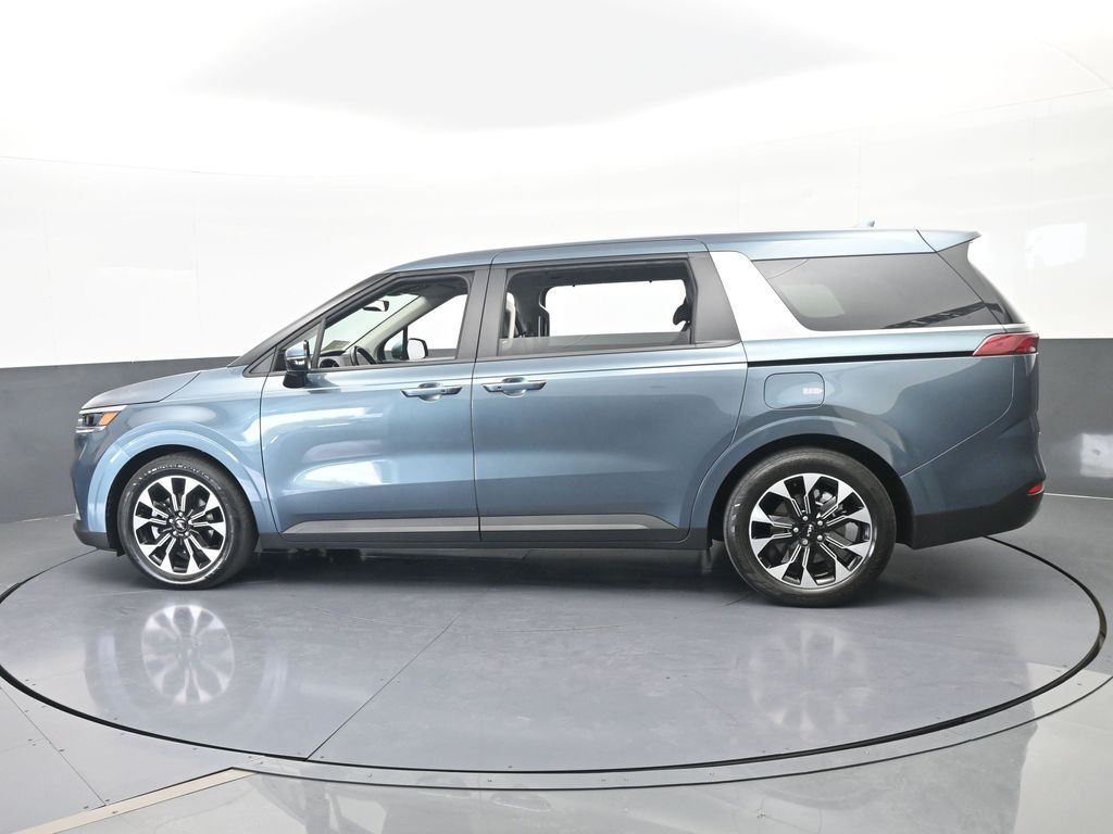 Used 2024 Astra Blue Kia EX image 3