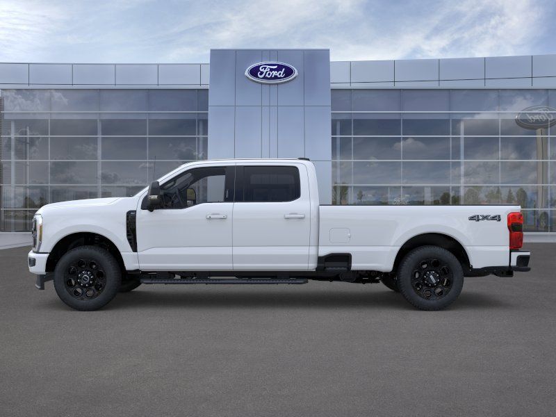 New 2026 White Ford XLT image 3