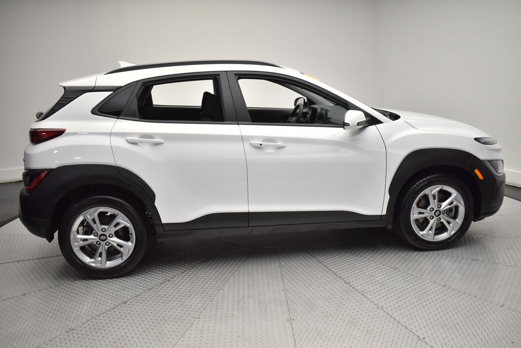 2023 Hyundai Kona SEL 4
