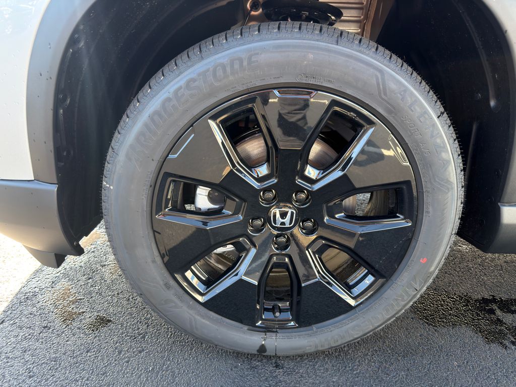 Thumbnail: 2026 Honda Pilot - 10