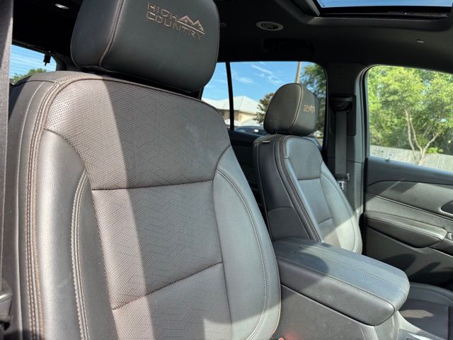 2022 Chevrolet Traverse High Country photo 24