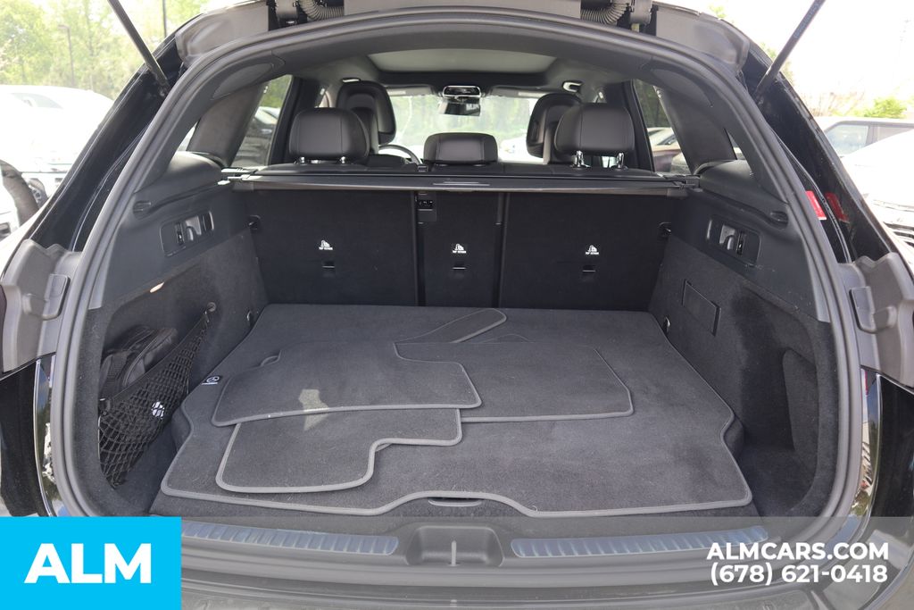 Used 2025 Black Mercedes-Benz GLC 350e image 20
