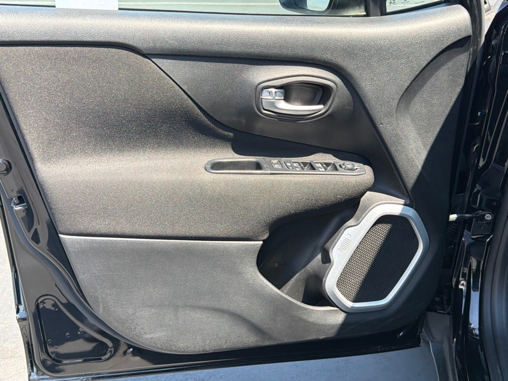 Used 2018 Jeep Renegade SUV