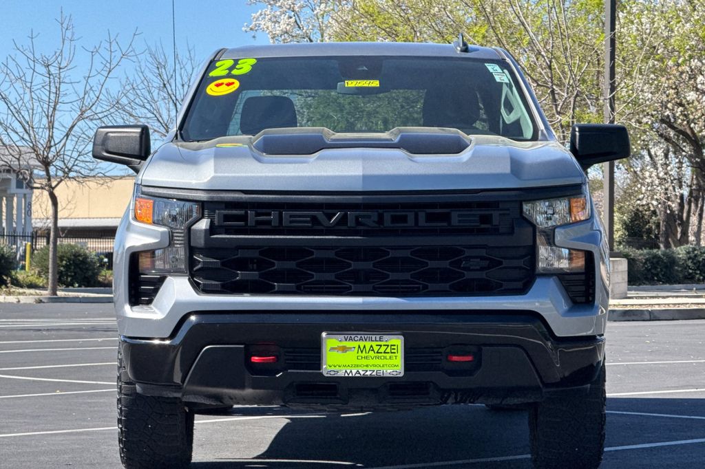 View vehicle photo 7