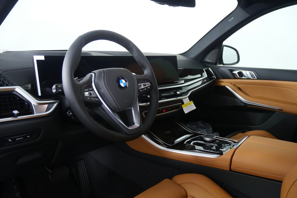 Thumbnail: 2026 BMW X5 - 12