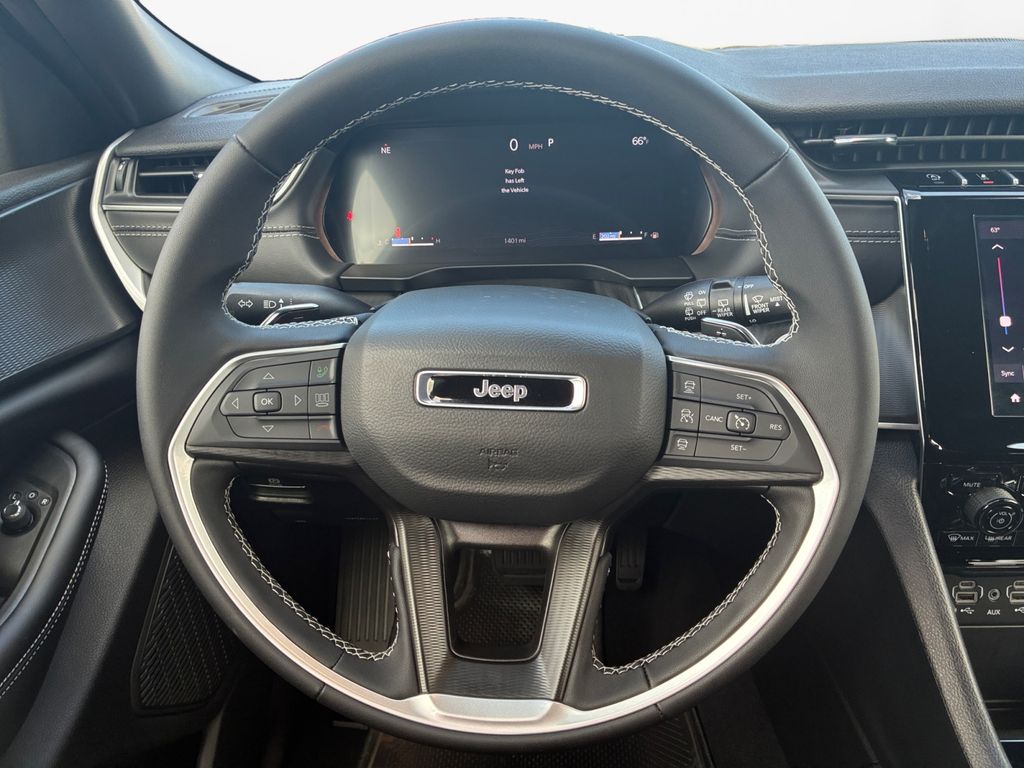 New Car 2025 Jeep Grand Cherokee  Laredo For Sale Under $35,000 In Austin, Texas