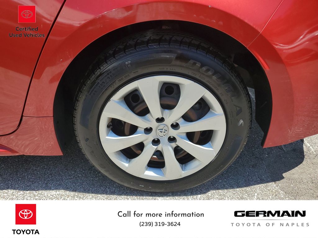 2021 Toyota Corolla LE photo 8