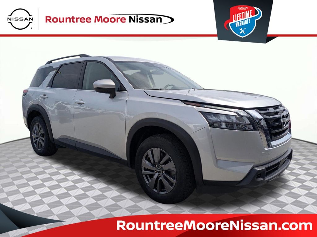 Brilliant Silver Metallic 2025 Nissan Pathfinder SV FWD SUV / Crossover Front-Wheel Drive 9-Speed Automatic
