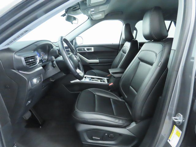 Thumbnail: 2022 Ford Explorer - 19