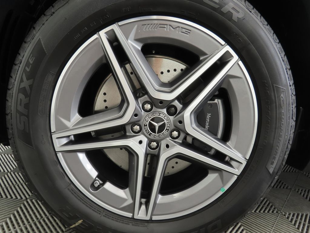 Thumbnail: 2026 Mercedes-Benz GLE - 30