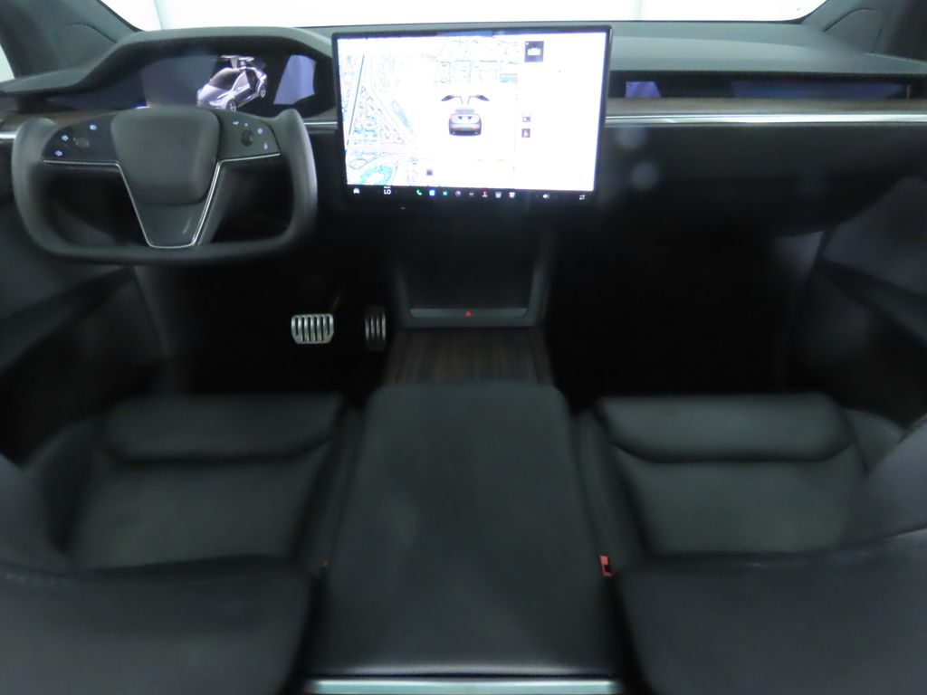 2022 Tesla Model X  21