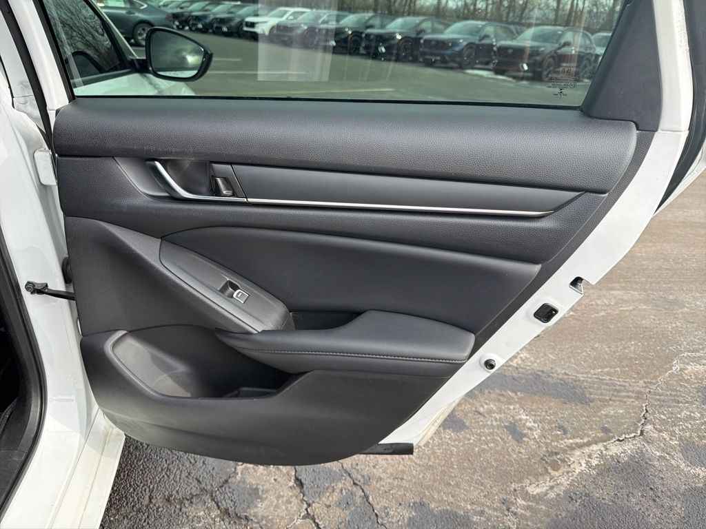 Thumbnail: 2022 Honda Accord - 24