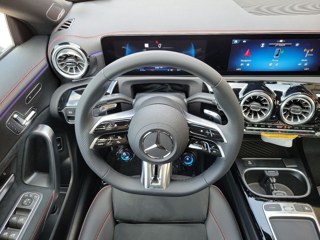 2025 Mercedes-Benz CLA 35 AMG 7