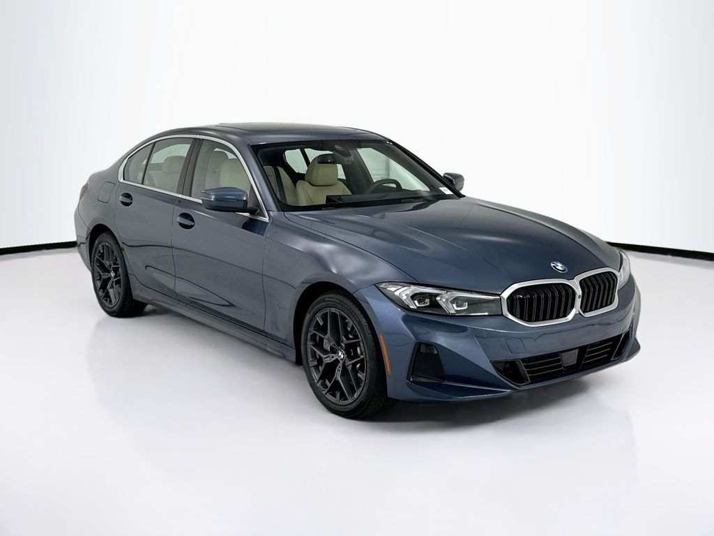 Thumbnail: 2025 BMW 3 Series - 3