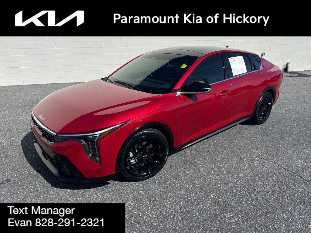 Currant Red 2025 Kia K4 Sedan Front-Wheel Drive 8-Speed Automatic