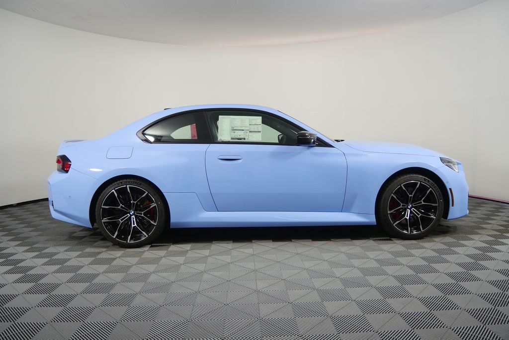 Thumbnail: 2025 BMW M2 - 2
