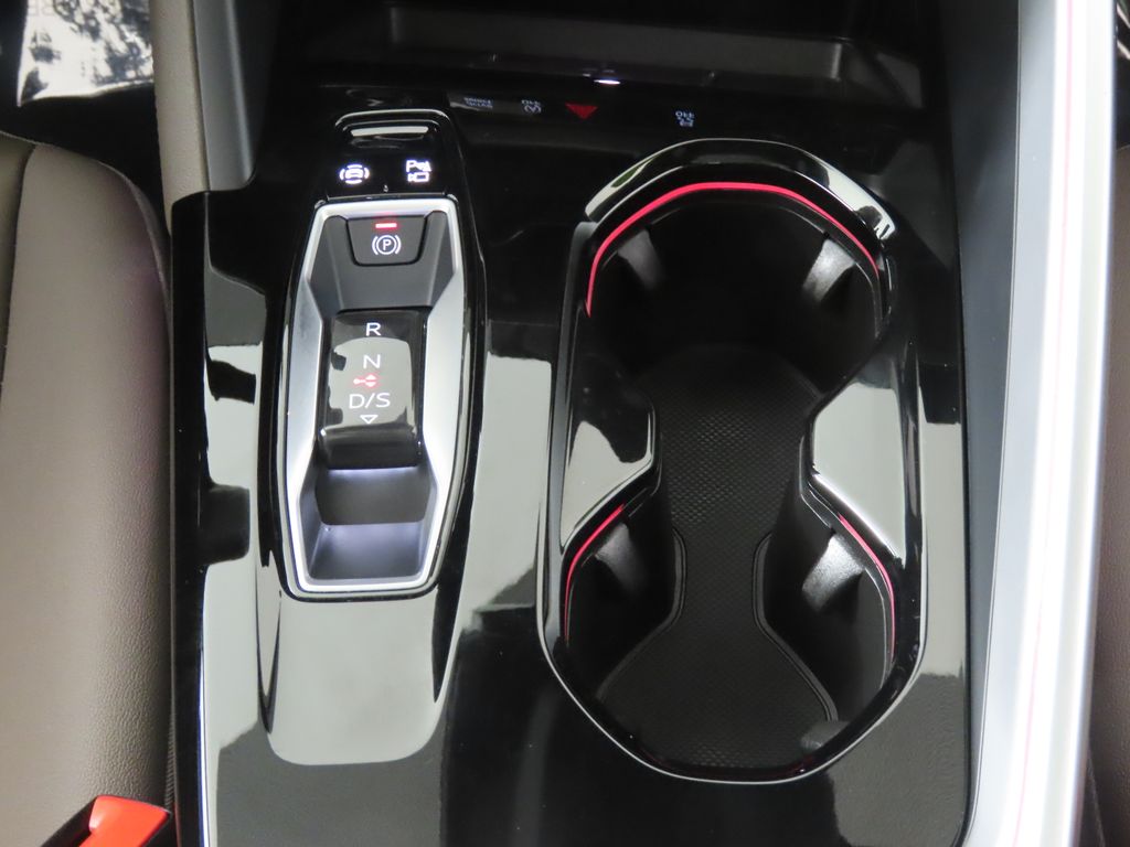 Thumbnail: 2025 Audi Q5 - 21