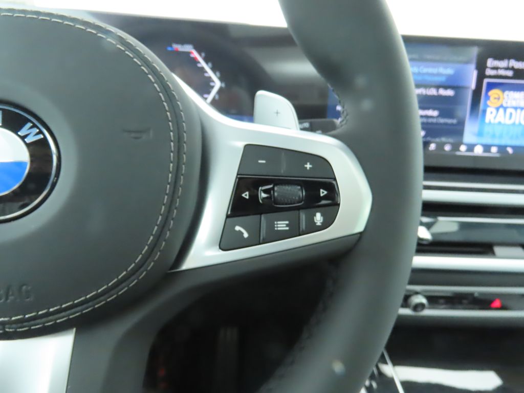 Thumbnail: 2026 BMW X5 - 12