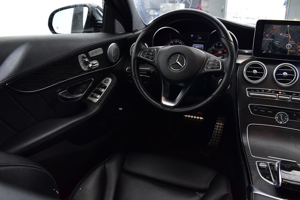 Thumbnail: 2016 Mercedes-Benz C-Class - 25