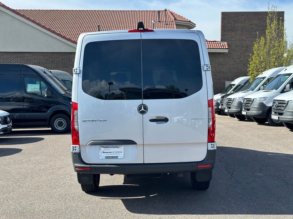 2024 Mercedes-Benz Sprinter 2500 Cargo 144 WB 4