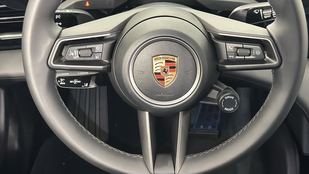 Thumbnail: 2025 Porsche Taycan - 19