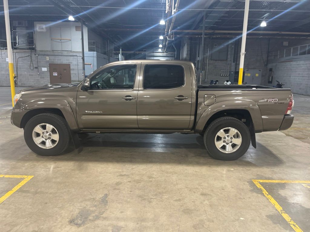 Used 2013 Brown Toyota PreRunner image 8