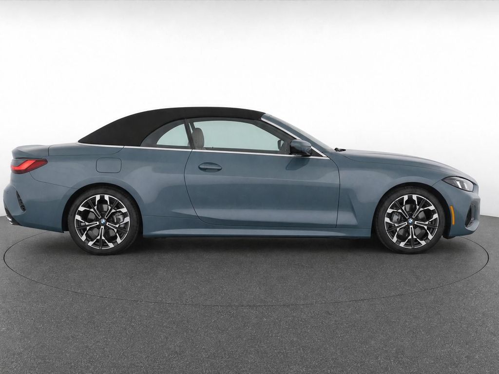 Thumbnail: 2026 BMW 4 Series - 26