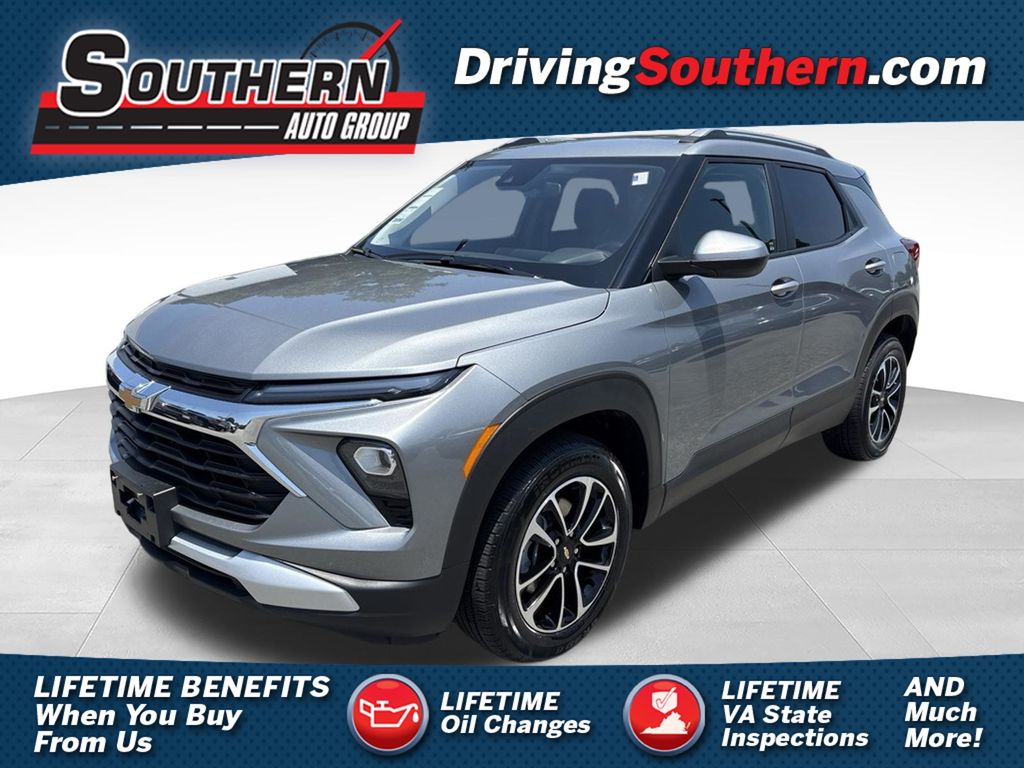 Sterling Gray Metallic 2025 Chevrolet Trailblazer SUV / Crossover Four-Wheel Drive 9-Speed Automatic