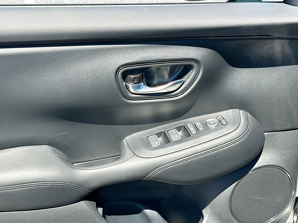 Thumbnail: 2026 Honda HR-V - 18