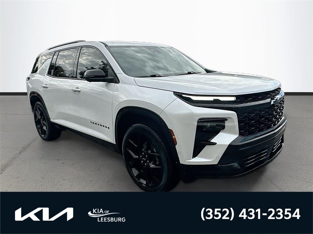 Pearl 2024 Chevrolet Traverse RS FWD SUV / Crossover Front-Wheel Drive 8-Speed Automatic
