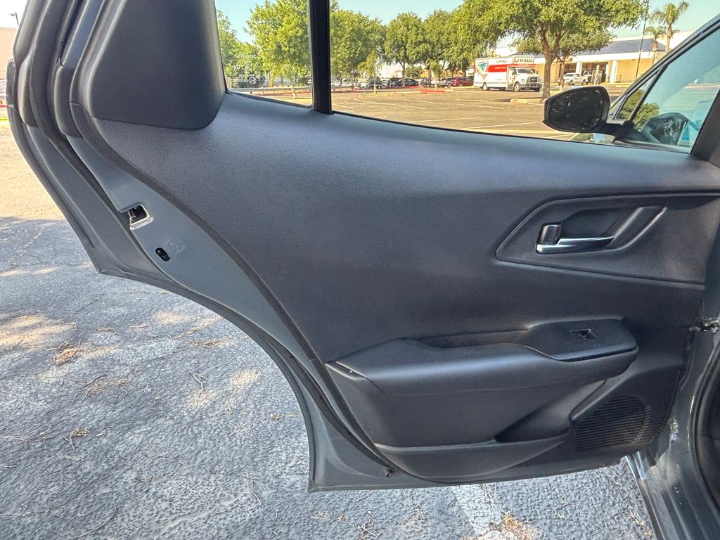 Thumbnail: 2023 Toyota Prius Prime - 29