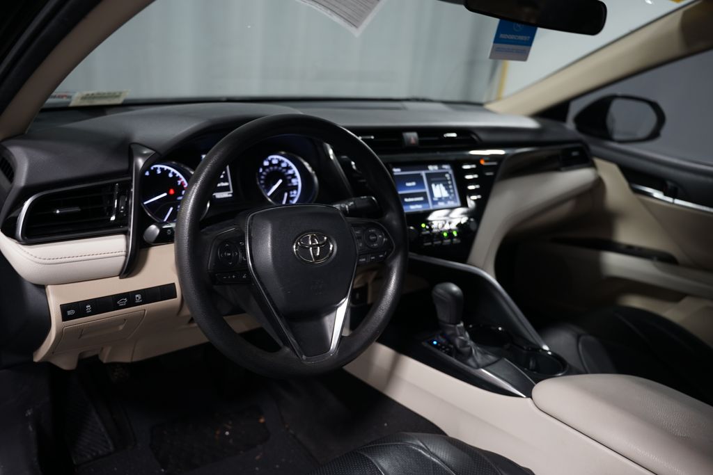 2019 Toyota Camry L 7