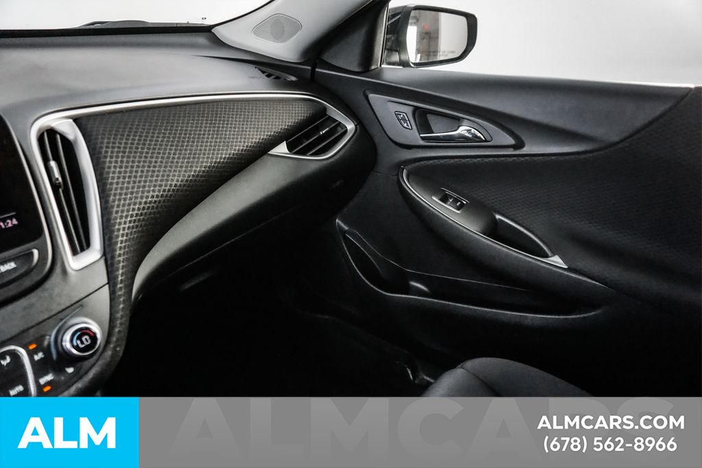 Used 2025 Black Chevrolet LT image 42