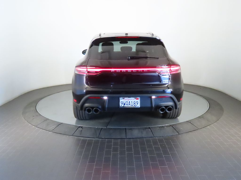 Thumbnail: 2026 Porsche Macan - 6