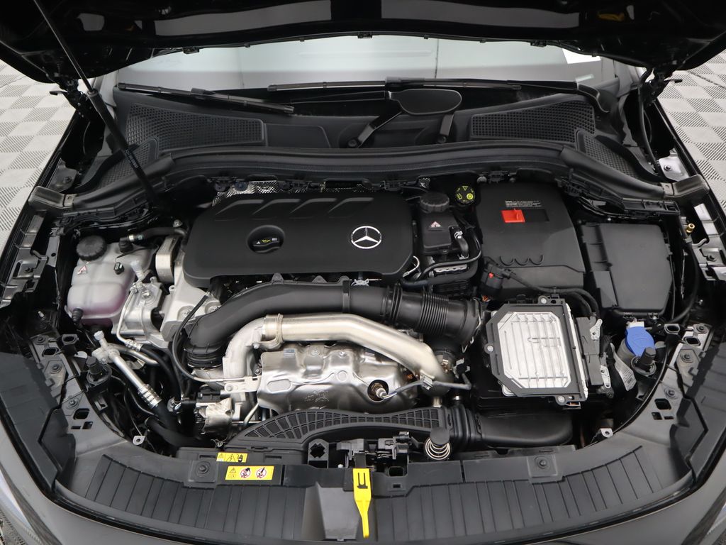 Thumbnail: 2025 Mercedes-Benz GLA - 29