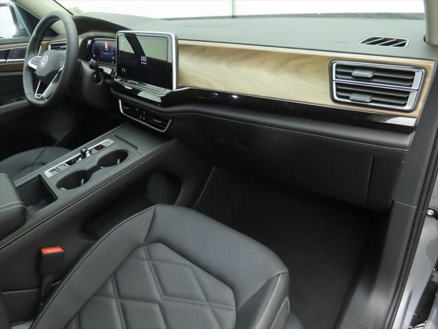 Thumbnail: 2026 Volkswagen Atlas - 17