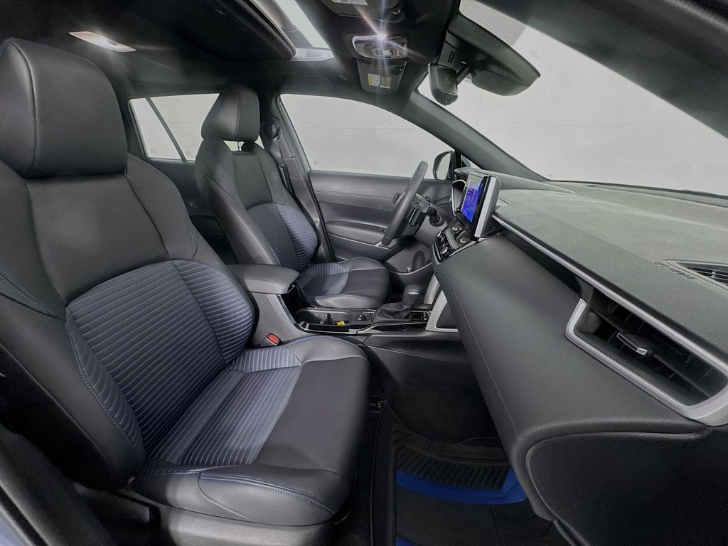 Used Car 2024 Toyota Corolla Cross  Hybrid Xse For Sale Under $35,000 In Austin, Texas