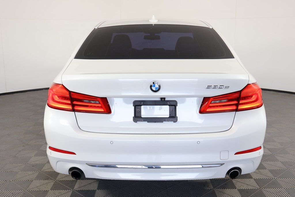 Thumbnail: 2019 BMW 5 Series - 5