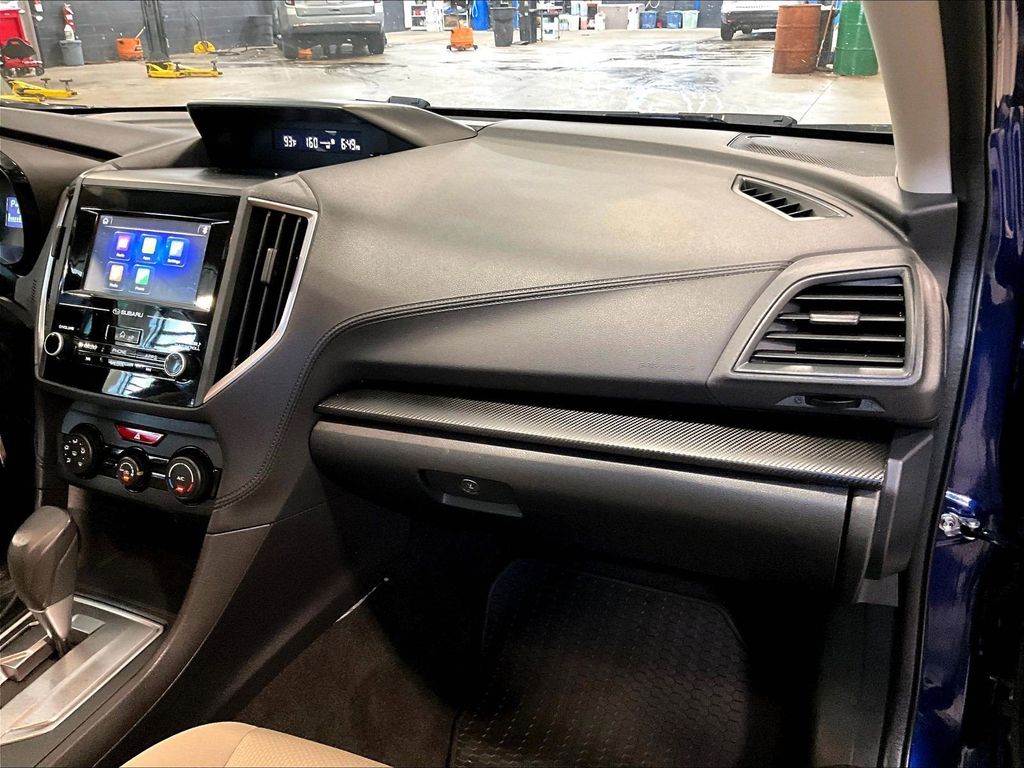 2017 Subaru Impreza — photo 13