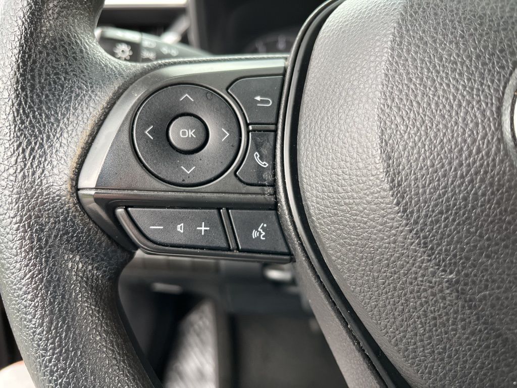 2023 Toyota Corolla LE 21