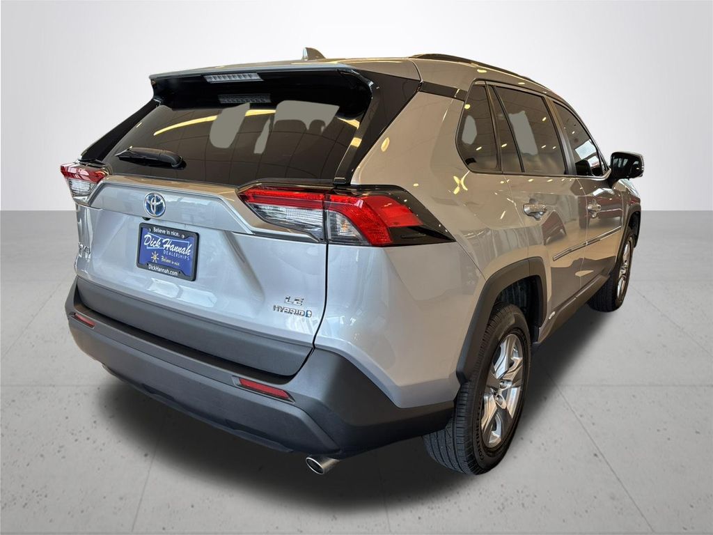 2023 Toyota RAV4 Hybrid LE