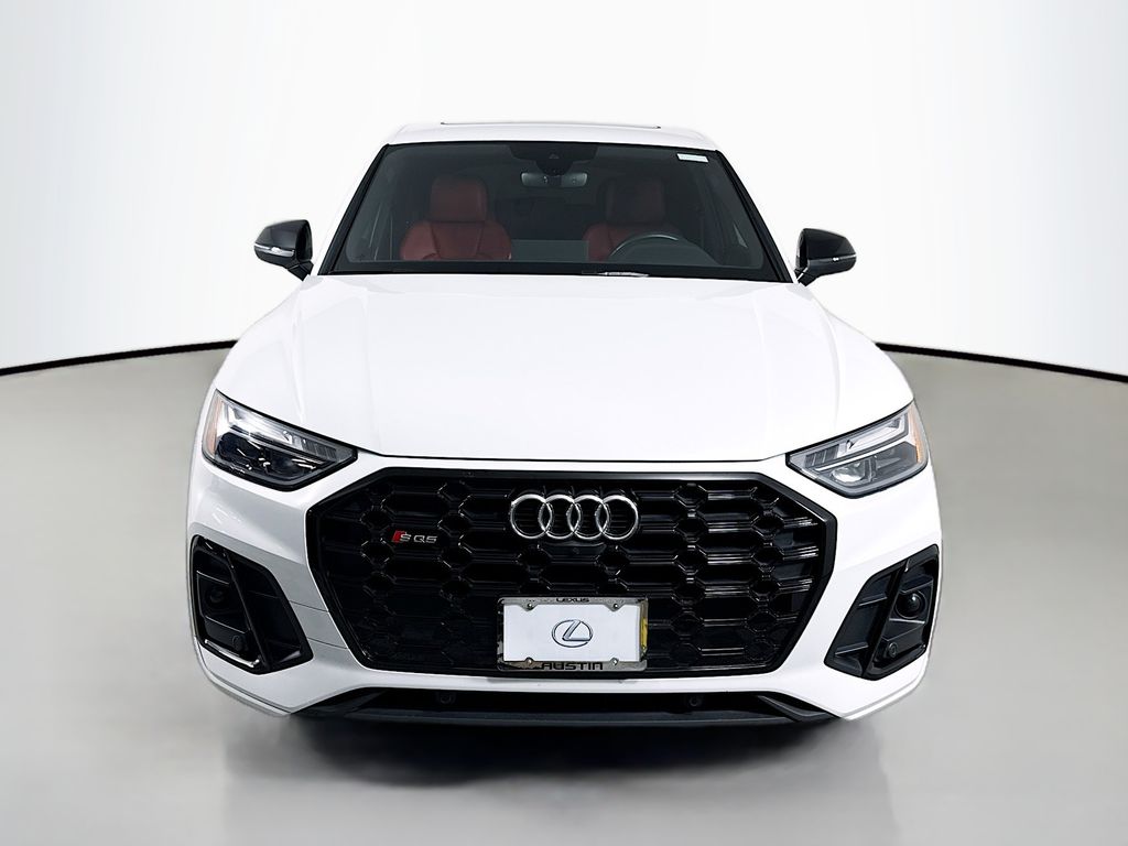 Thumbnail: 2022 Audi SQ5 - 2