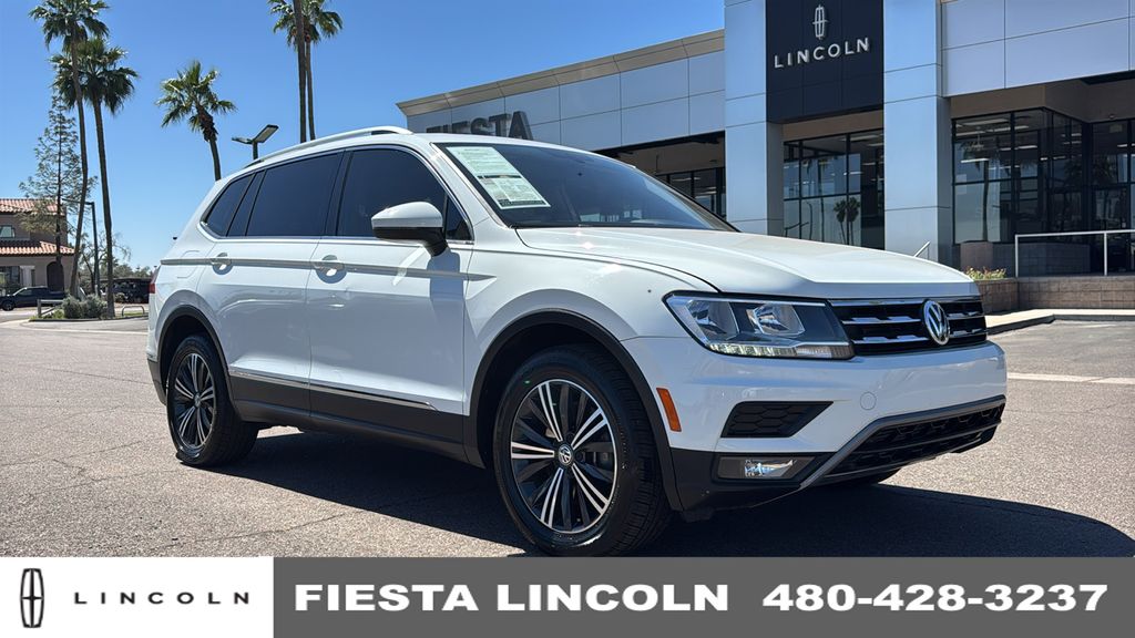 Pure White 2018 Volkswagen Tiguan SEL SUV / Crossover Front-Wheel Drive 8-Speed Automatic
