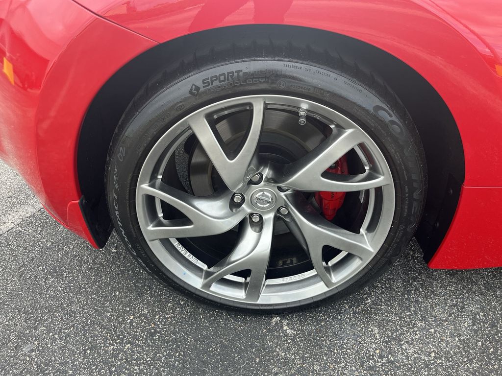 Thumbnail: 2013 Nissan Z - 29