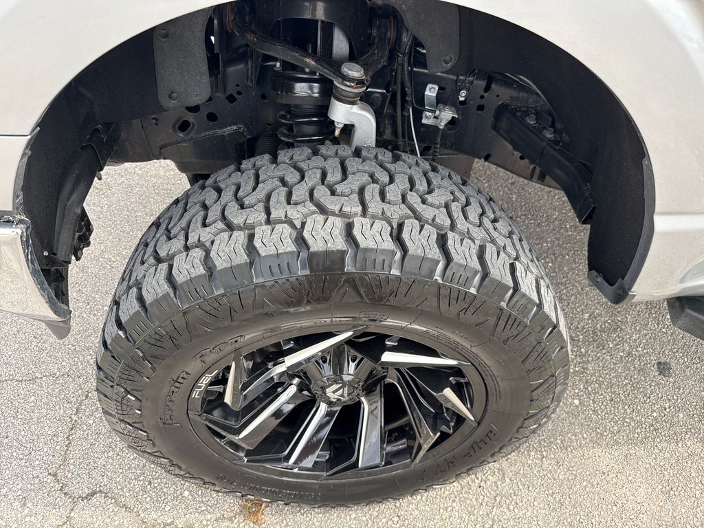 2025 Ford F-150 XLT - Photo 11