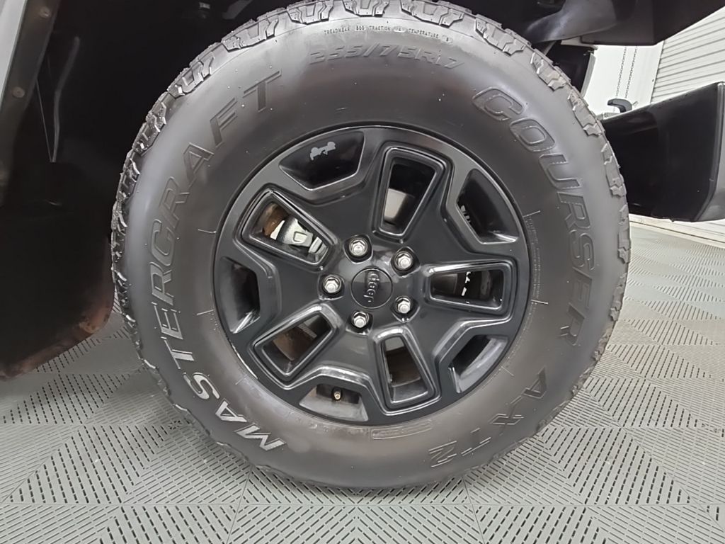 2017 Jeep Wrangler Unlimited Willys photo