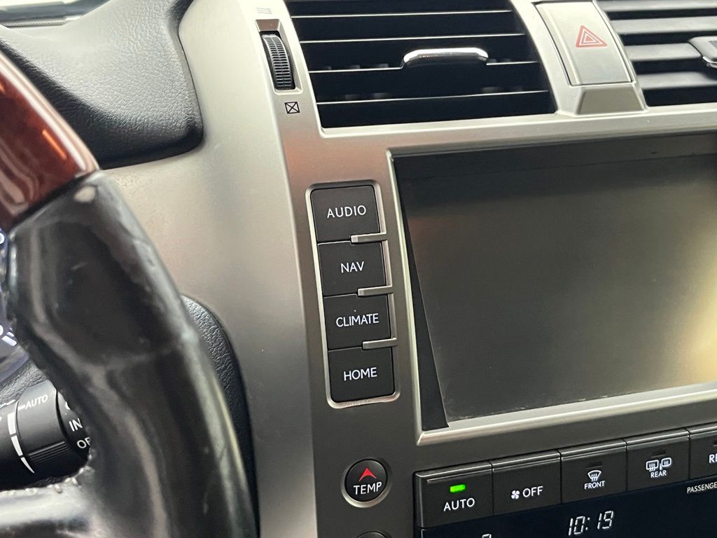 Thumbnail: 2015 Lexus GX - 22